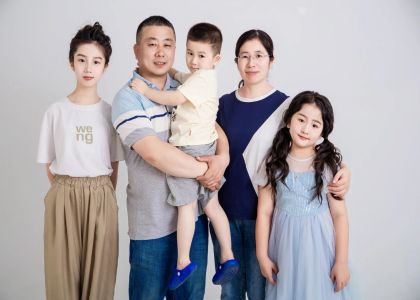 远东她力量 | 18年远东路，三孩妈妈